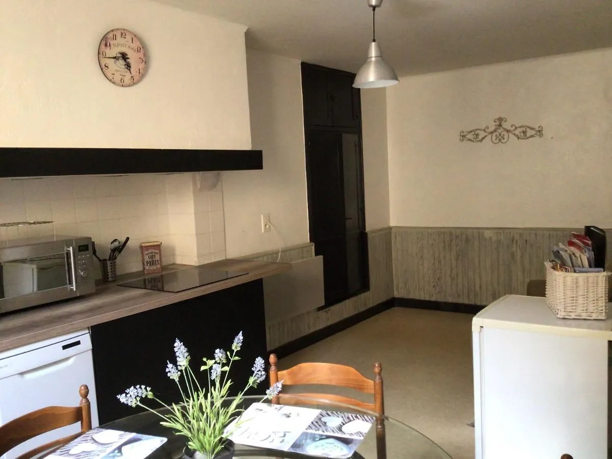 Jolie Maison De Village A Roquecourbe フランス